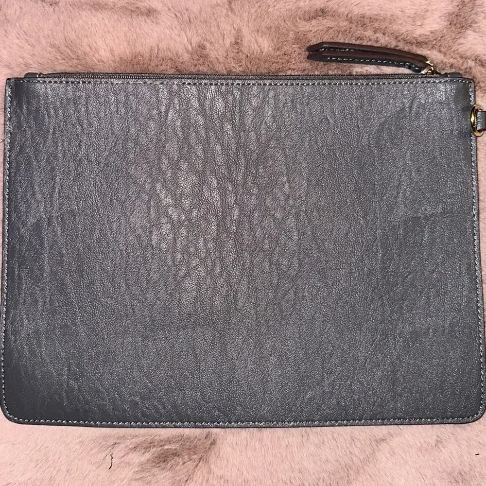 Travanti Envelope Clutch